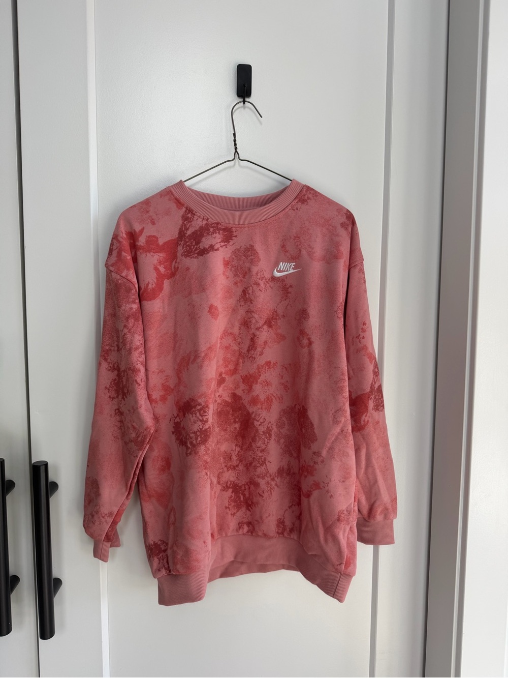 NWT YXL (fits adult small) Nike Coral Pink Tie-Dye Crewneck Sweatshirt